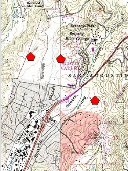 A red polygon indicates an extant occurrence. 